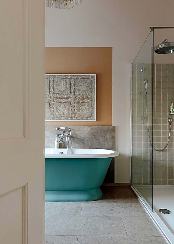 No 15 by GuestHouse, Bath