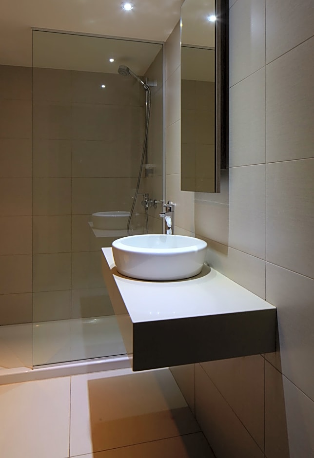 Melpo Antia Luxury Apartments & Suites