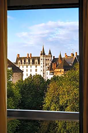 LHotel - face au château - boutique hôtel et séminaires