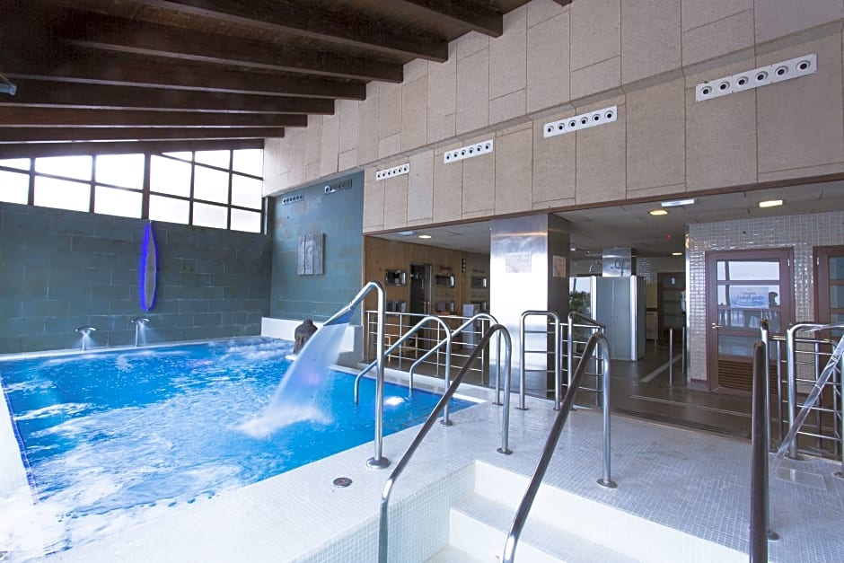 Fun Aragon Hills Hotel & Spa