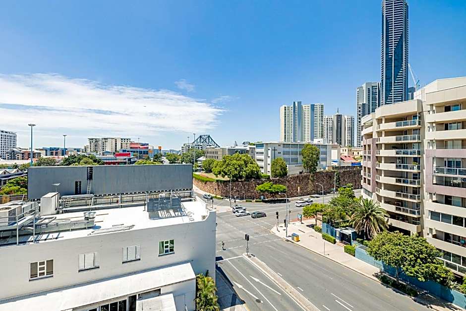 Bunk Brisbane
