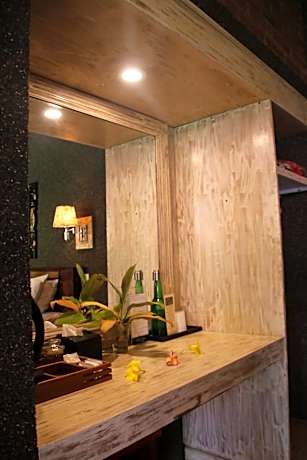 Deluxe Double or Twin Room with Garden View