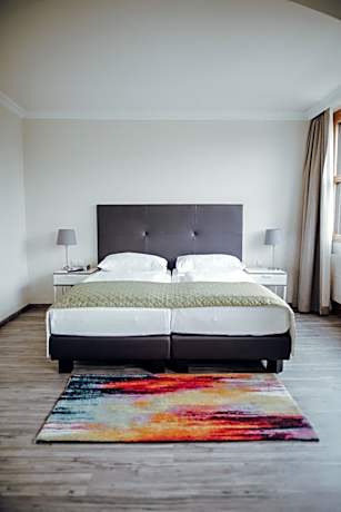 Superior Room with Garden View