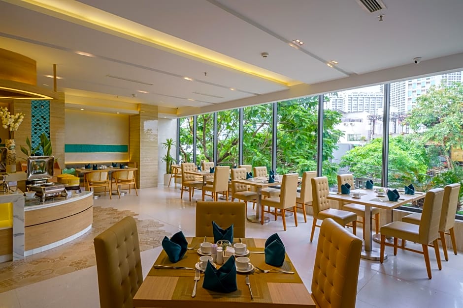 Seaesta Nha Trang Hotel