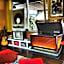 Sunflower Beach Backpacker Hostel & Bar