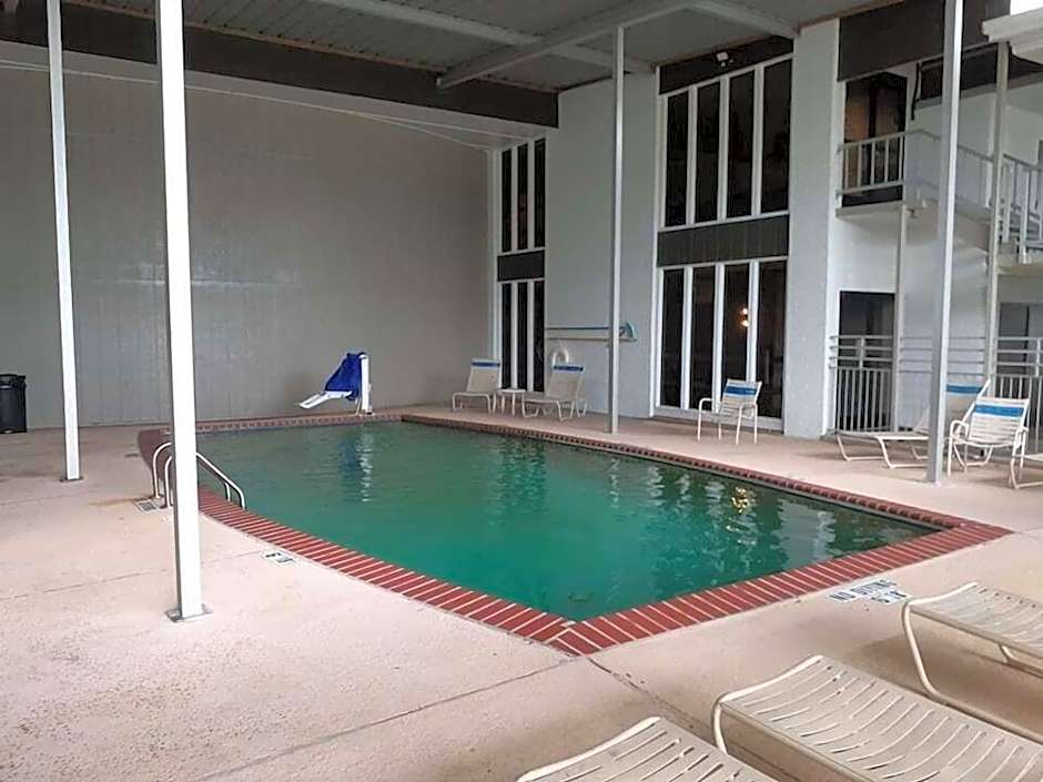 Plantation Inn of Houma