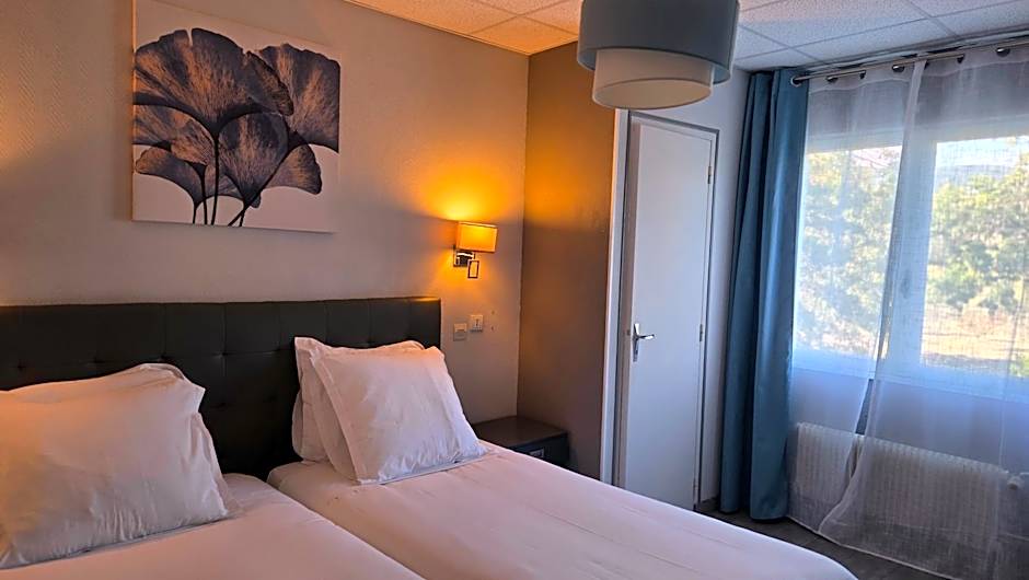 Hôtel Restaurant Mas Le Châtelet