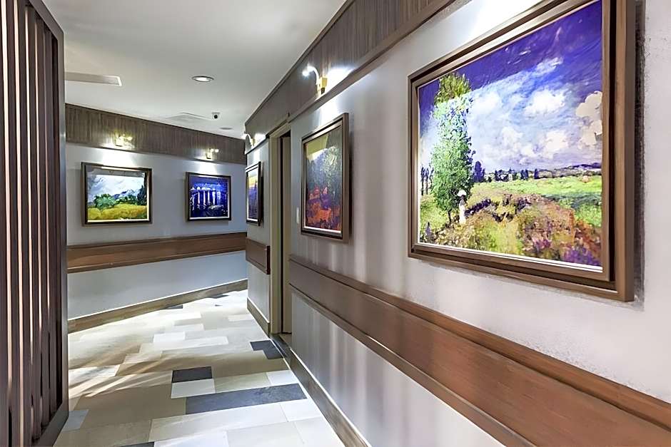 Maple Hotel Second Branch