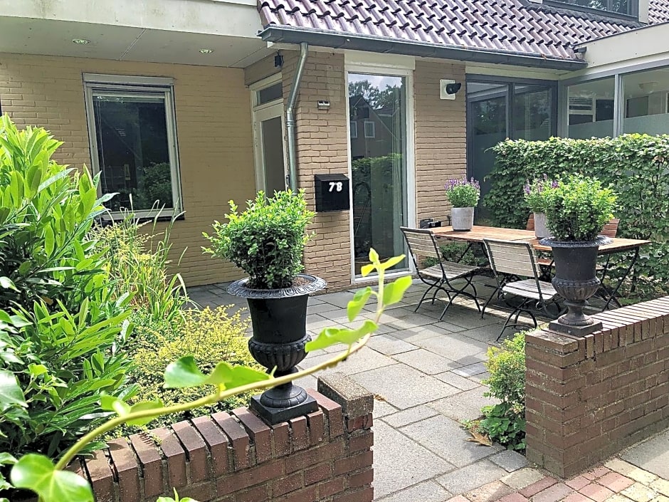 HOLTINGERHUYS Uffelte- Giethoorn! Tegen betaling Wellness!!!