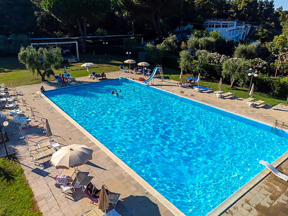Hotel Mira