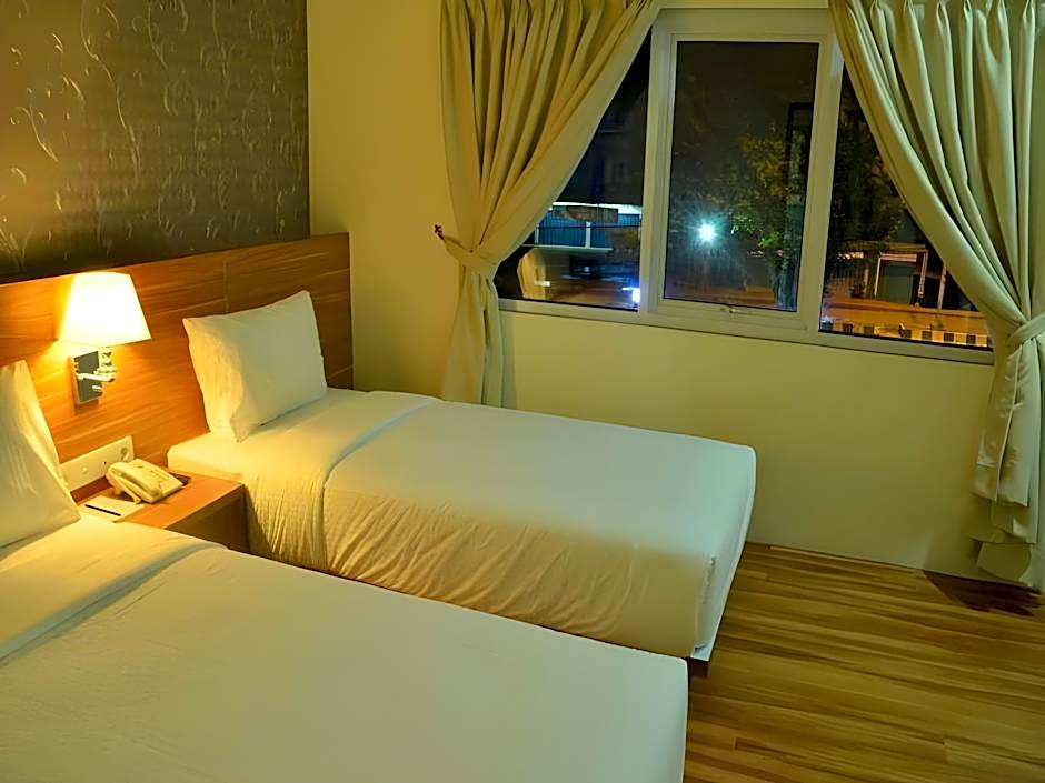 Tanjung Karang Hotel