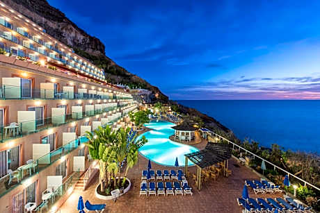 Mogan Princess & Beach Club