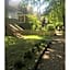 4 bedroom upper level Kits home
