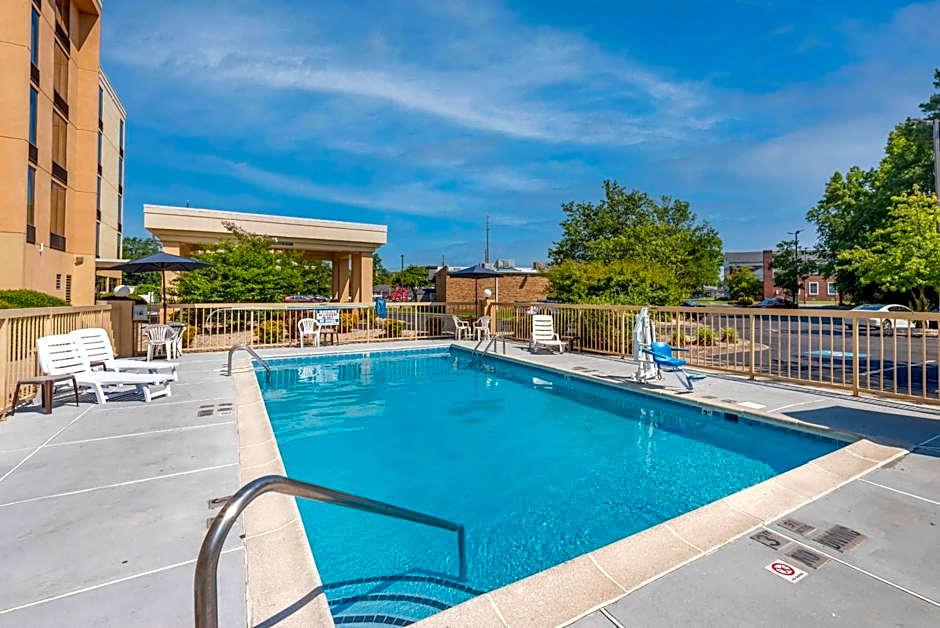Comfort Inn Elizabeth City near University