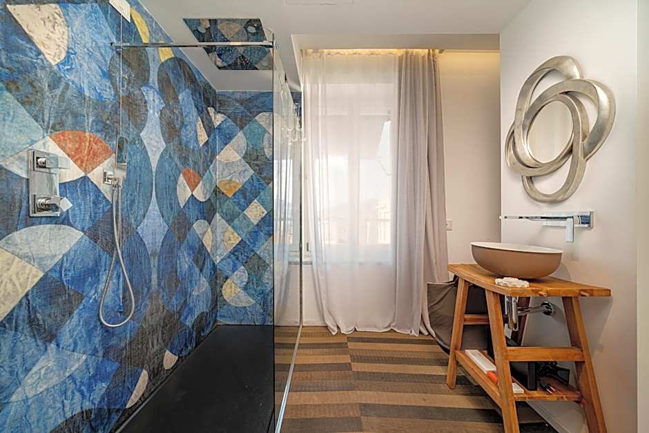 HOTIDAY Olbia Wallure