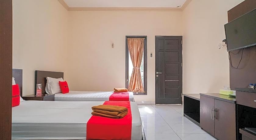 RedDoorz @ Wisma Pangrango