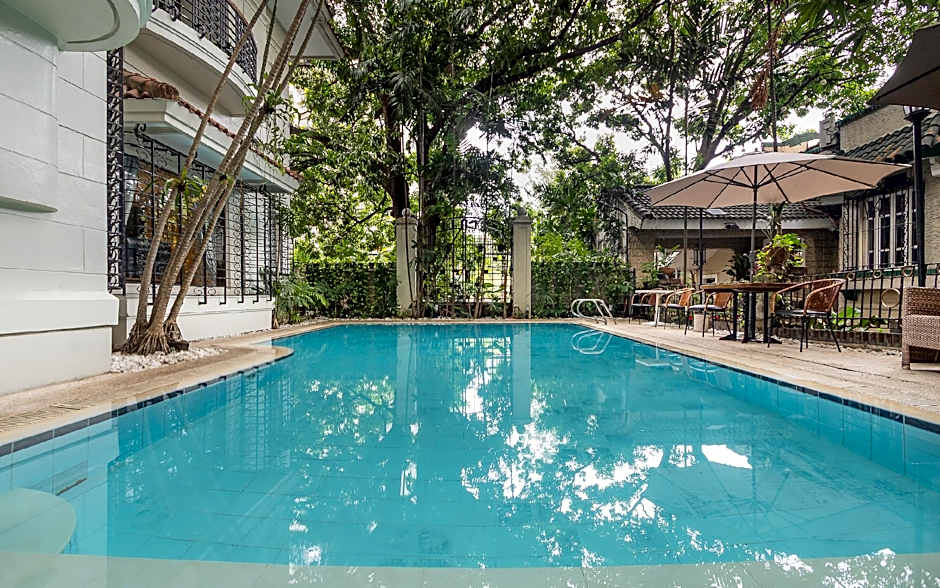 Orchid Garden Suites