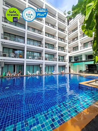 Paripas Patong Resort