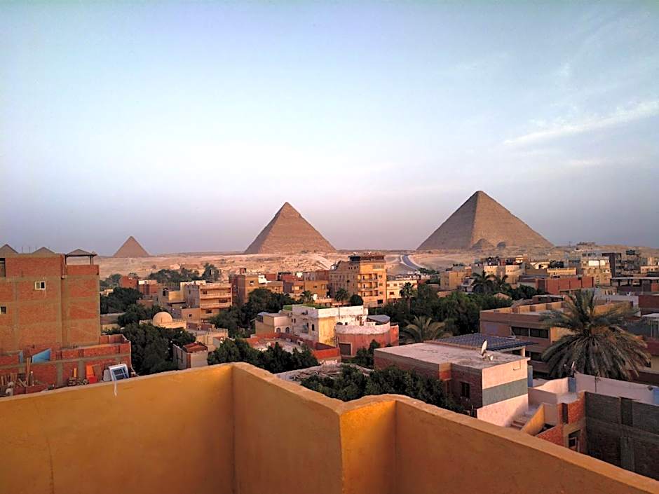 Eyad Pyramids view