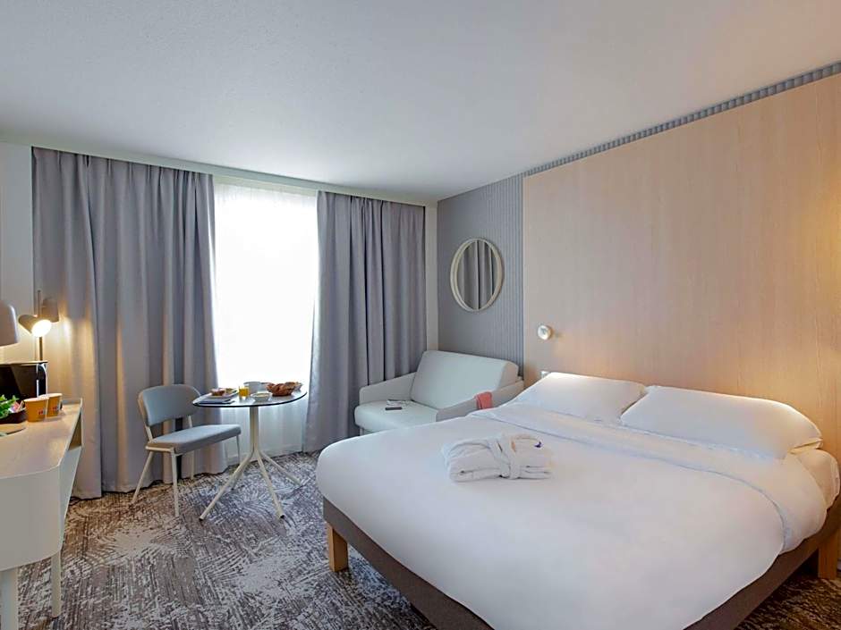 Novotel Aix-en-Provence Pont de L'Arc