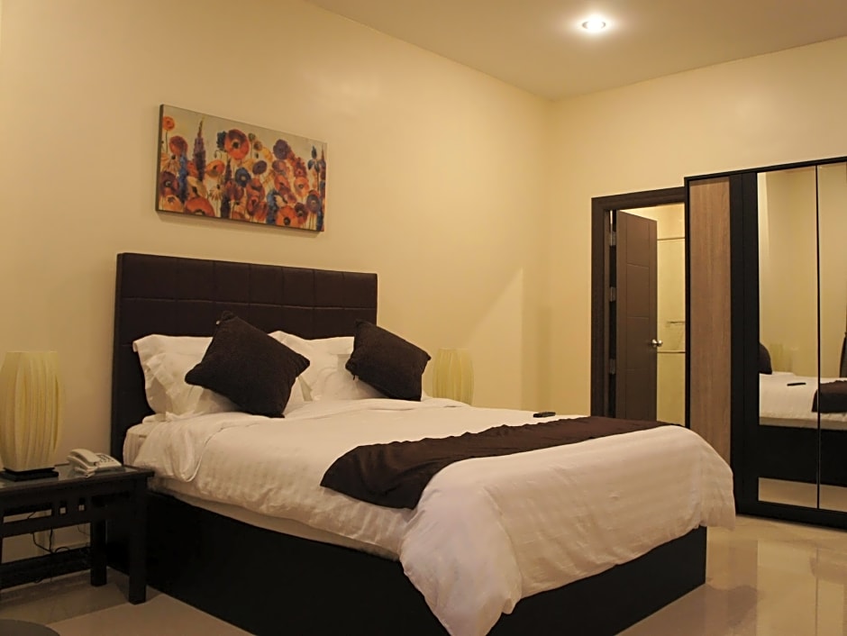 Center Point Boutique Hotel