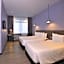 Urban H Hotel