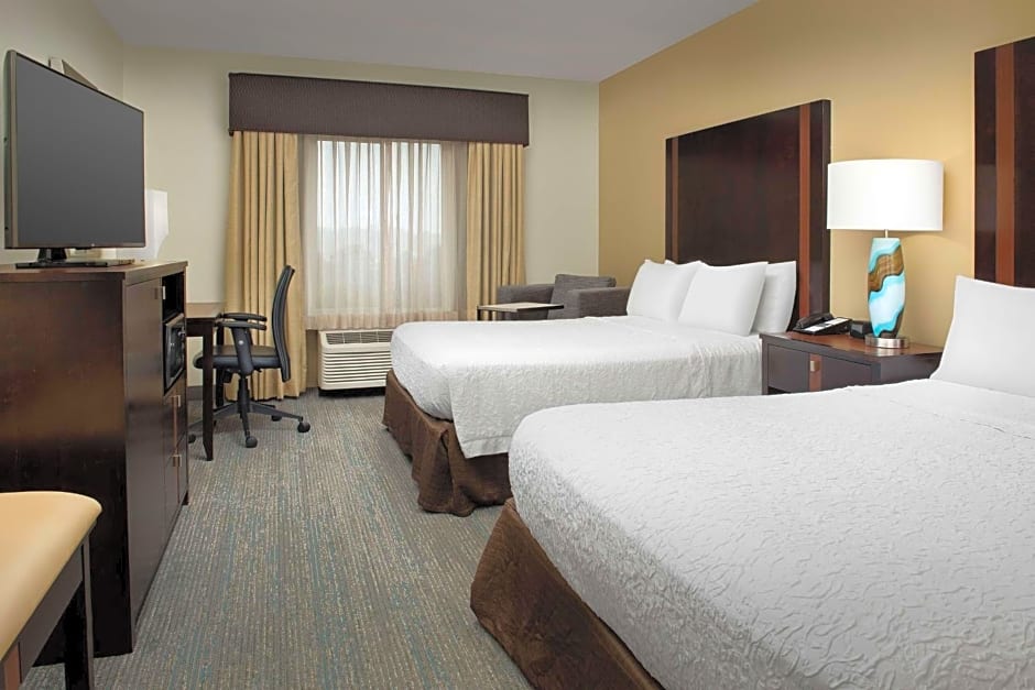 Hampton Inn By Hilton & Suites Alpharetta