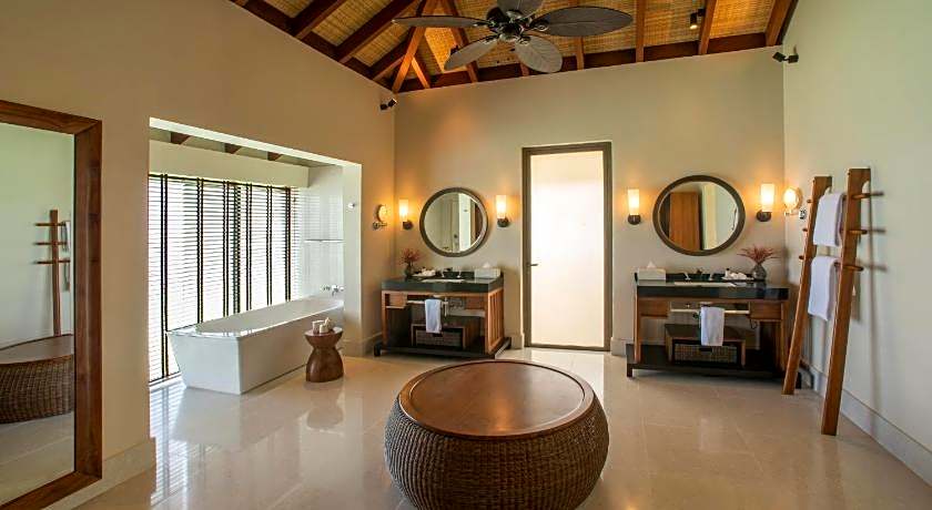 The Residence Maldives at Dhigurah