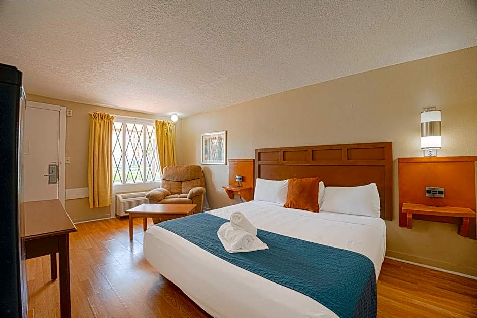 Liberty Garden Inn by OYO Kissimmee near Disney World