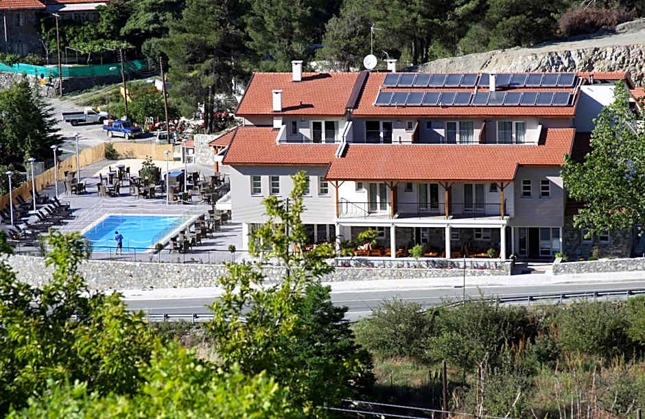 Livadia Hotel Kyperounta