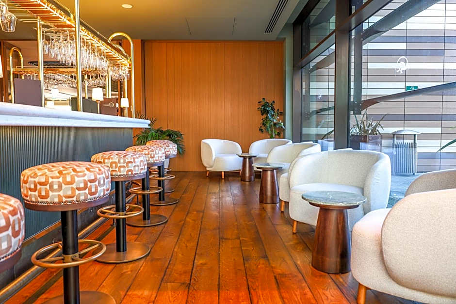 The Orchard Hotel & Restaurant