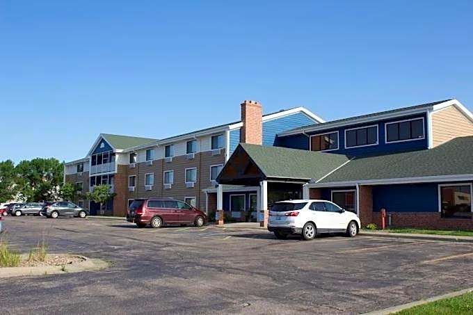 AmericInn by Wyndham Kearney
