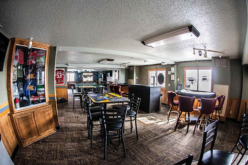 Fargo Inn and Suites