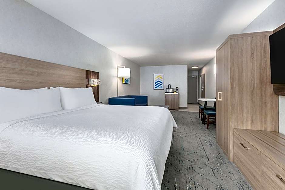 Holiday Inn Express Hotel and Suites Valparaiso By IHG