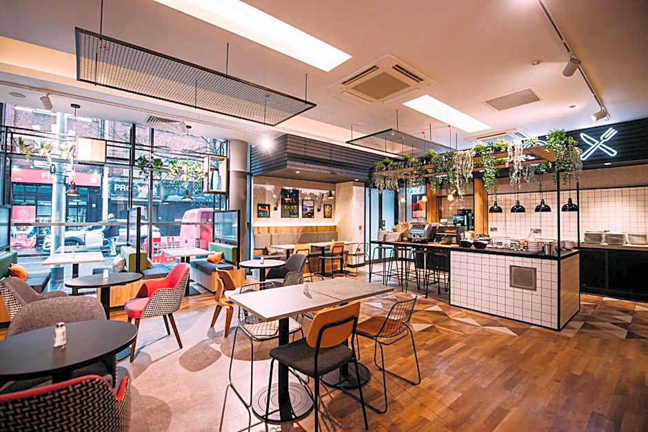 Ibis Belfast City Centre