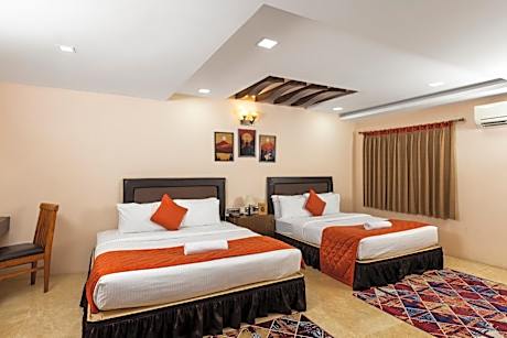 Queen Suite with Garden View