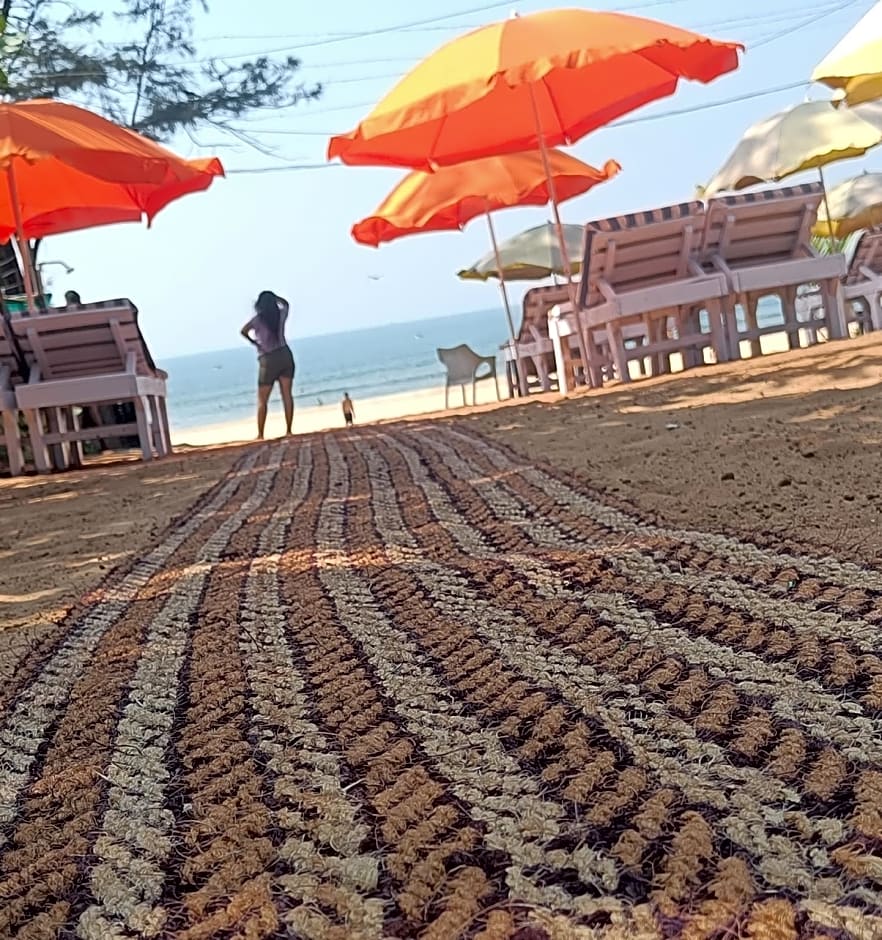 Shining Sand Beach Hotel