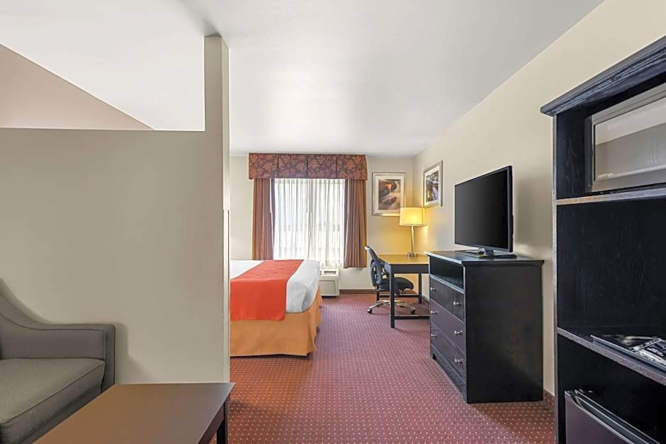 Best Western Legacy Inn & Suites Beloit/South Beloit