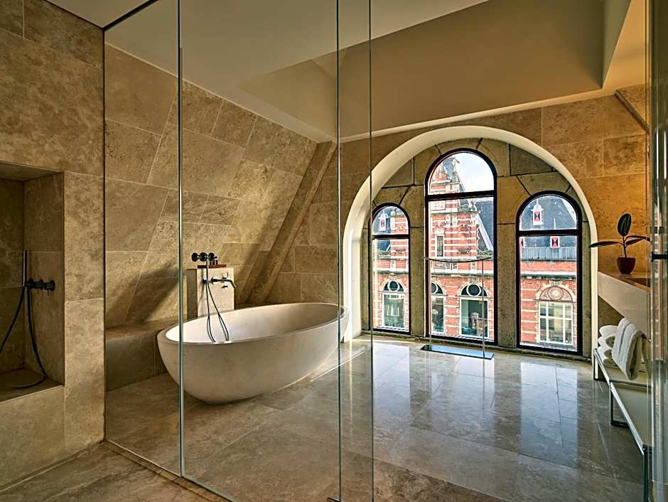 Two-Bedroom Concerto Suite — 10 fotoğraftan 1. fotoğraf
