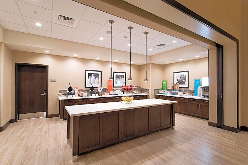 Hampton Inn By Hilton & Suites Walterboro