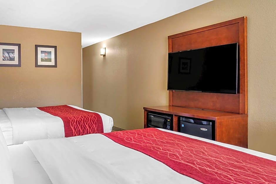 Comfort Inn & Suites Leeds I-20