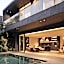 Black Villas Canggu Beach by OXO