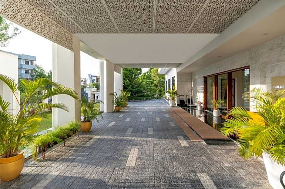 Golden Tulip Udaipur