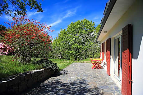 Aux Arbres Chanteurs