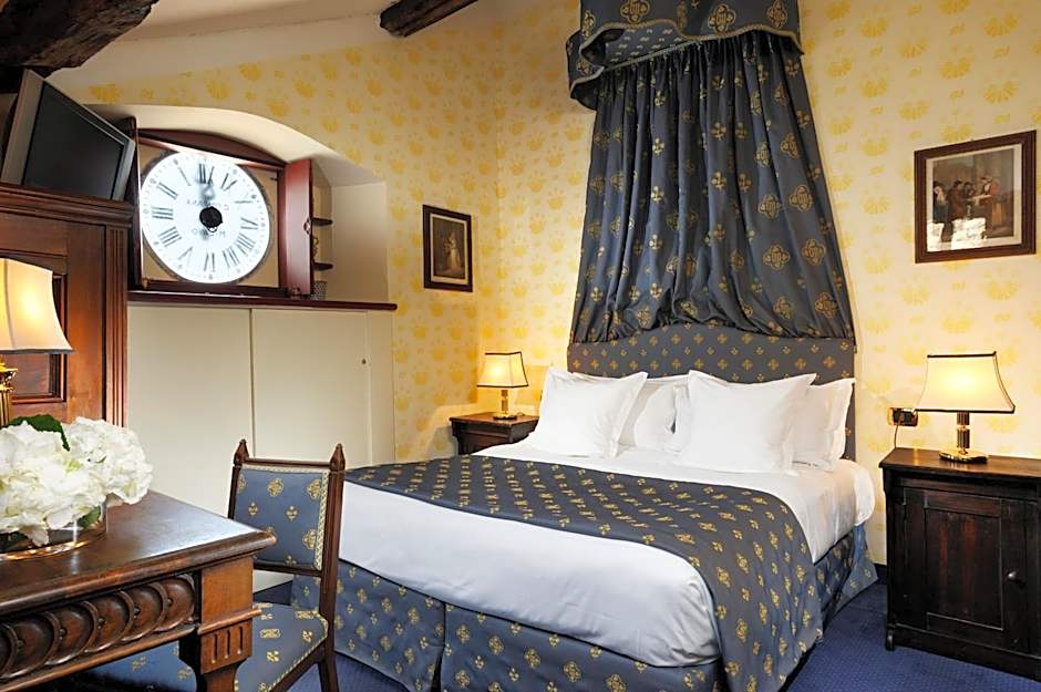 Castello Dal Pozzo Hotel