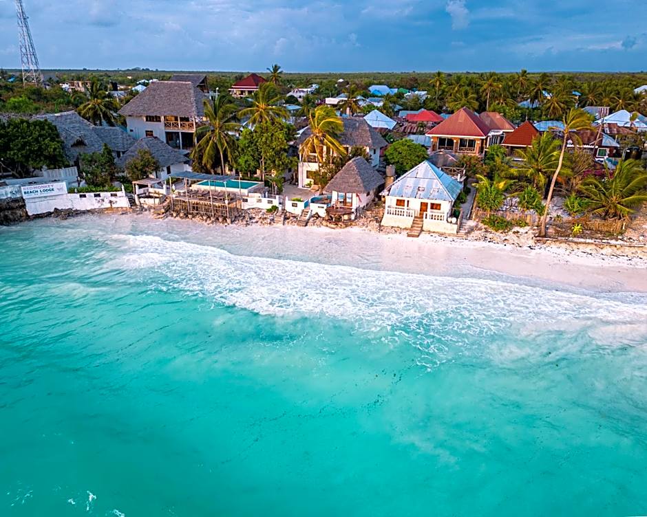 Red Monkey Beach Lodge