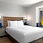 Microtel Inn & Suites By Wyndham Tracy