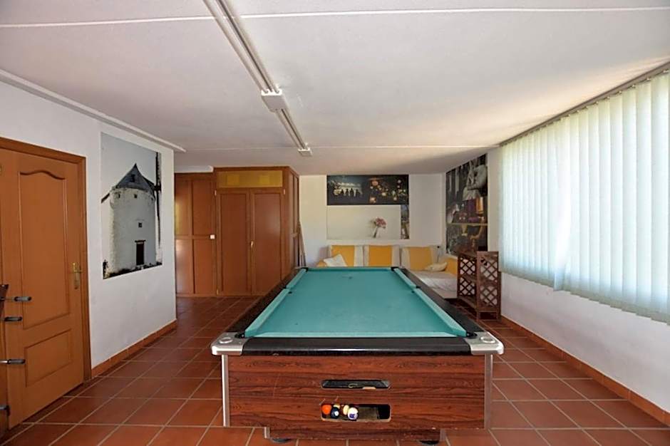 Torreta Of Gormaig, House with swimming pool