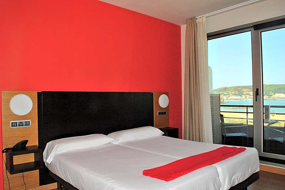 Photo 1 of 9 of Superior 2 Beds, Sea View