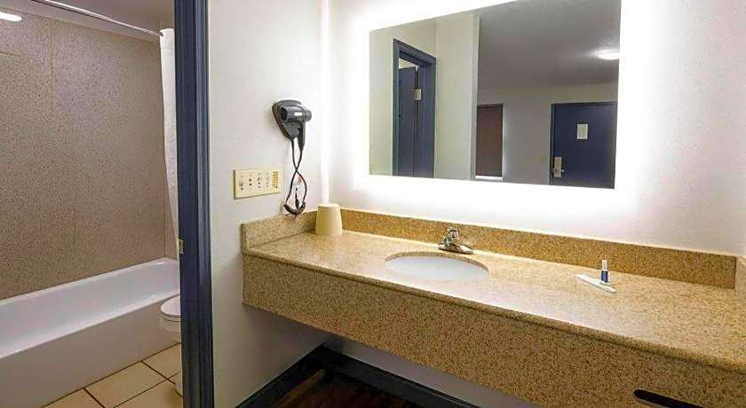 Rodeway Inn Jeffersonville - Washington Court House